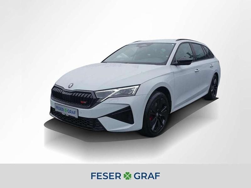 Neu Skoda Octavia RS 265 PS (194 kW) 2026 Moon weiss Kombi
