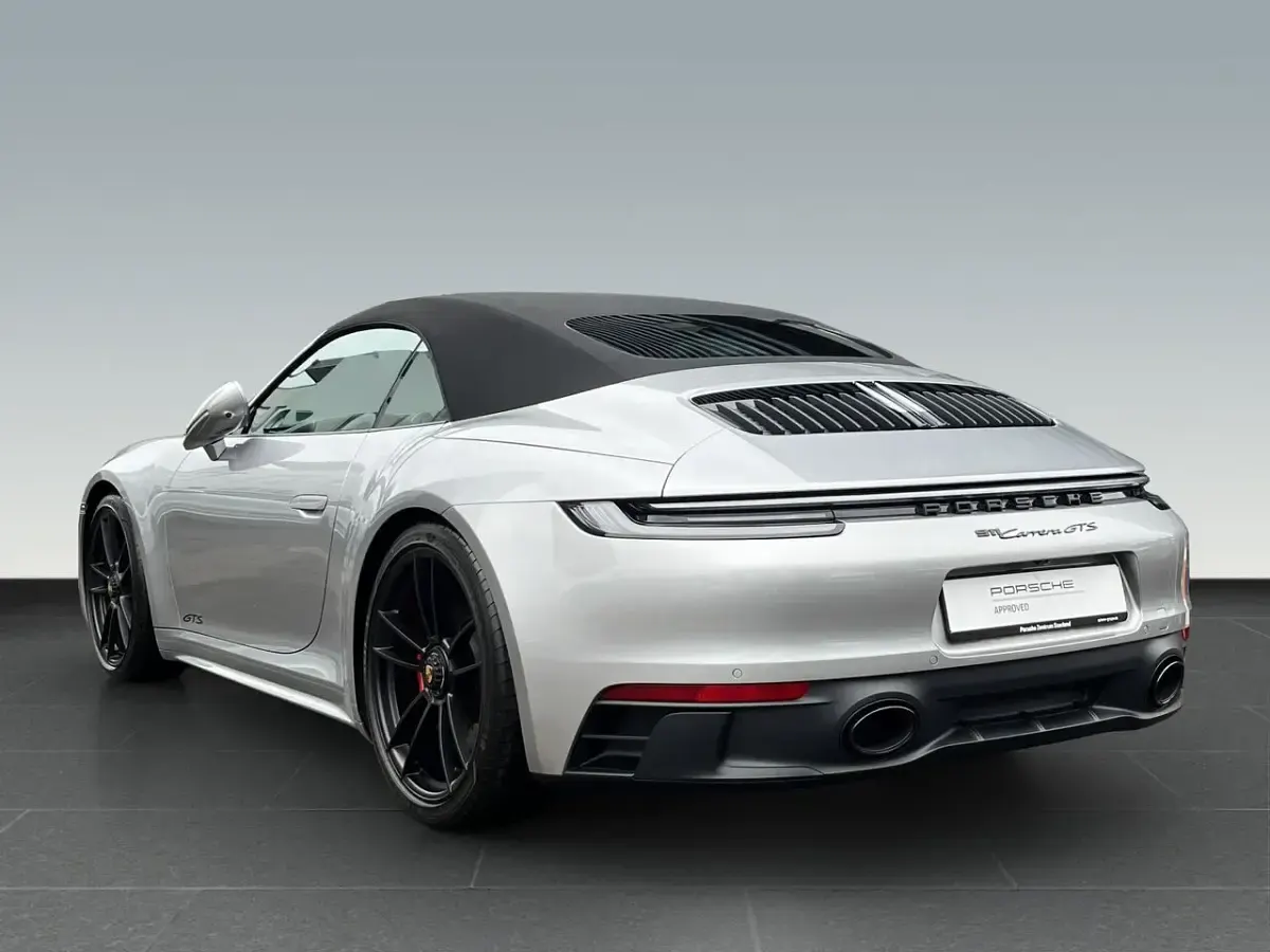 Gebraucht Porsche 992 480 PS (353 kW) 2024 Gtsilbermetallic (metallic)