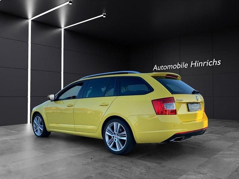 Gebraucht Skoda Octavia RS 184 PS (135 kW) 2014 Gelb Kleinwagen