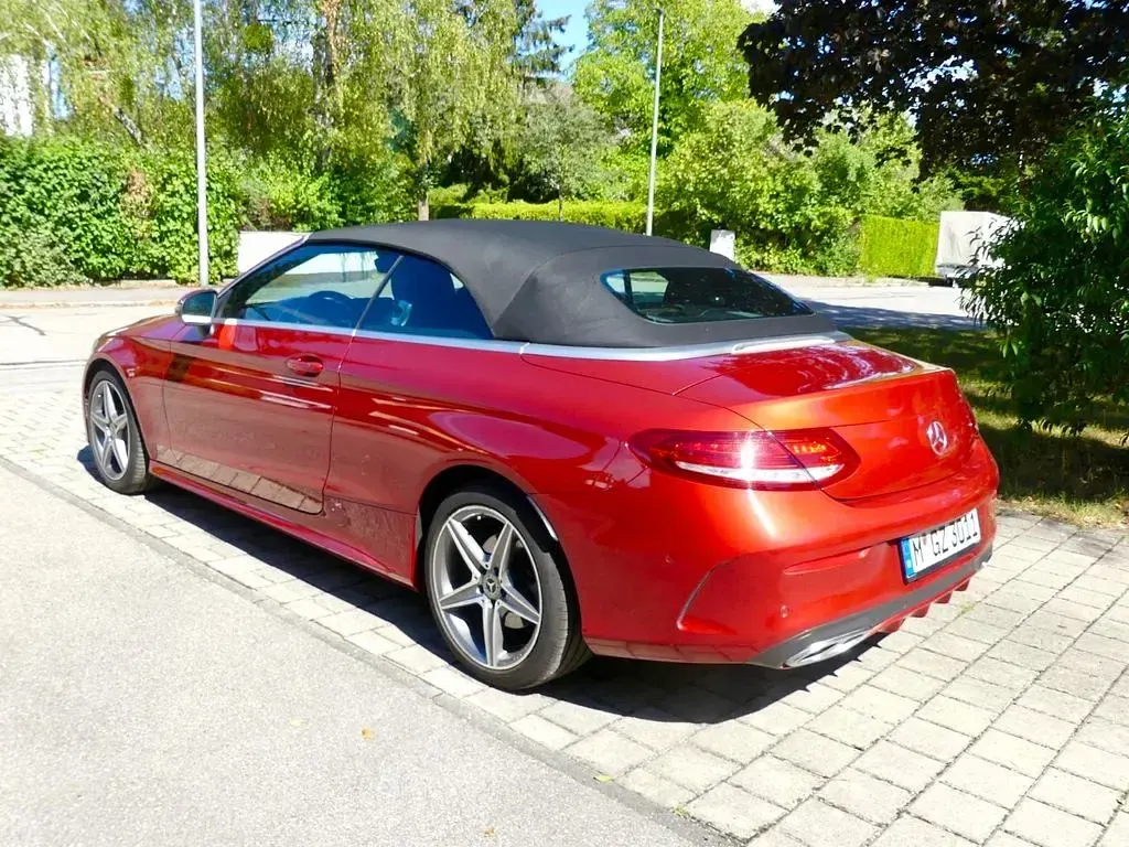 Gebraucht Mercedes C220 AMG line 170 PS (125 kW) 2017 Rot Cabrio