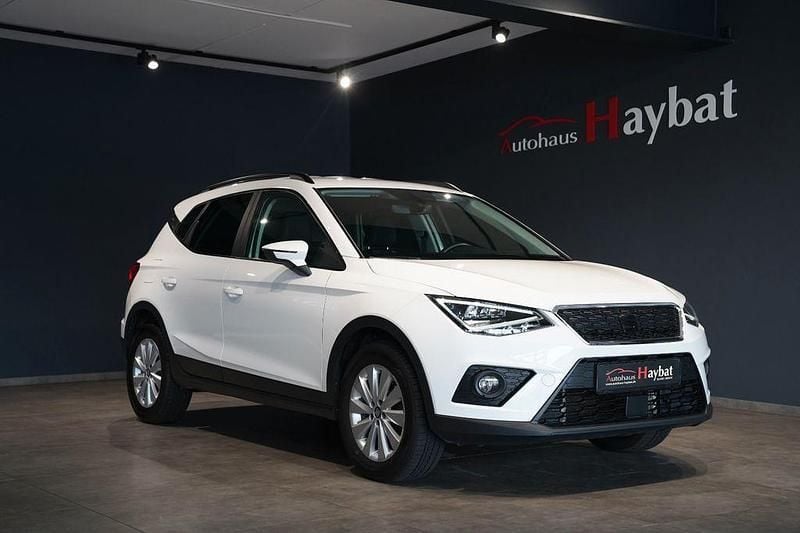 Weiß Gebraucht 2020 Seat Arona Style SUV | 15.950 € (Fairer Preis) - Bild 1/4