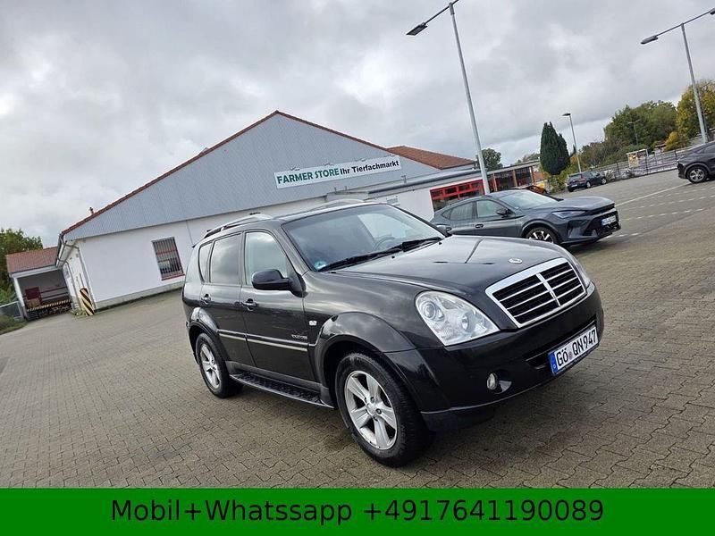 Schwarz Gebraucht 2009 Ssangyong (KGM) Rexton SUV | 2.900 € - Bild 1/4