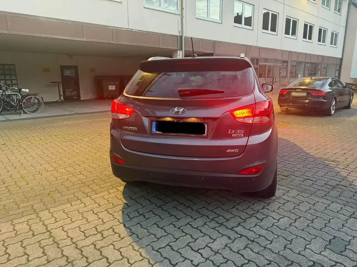 Gebraucht Hyundai ix35 Style 184 PS (135 kW) 2010 Grau SUV