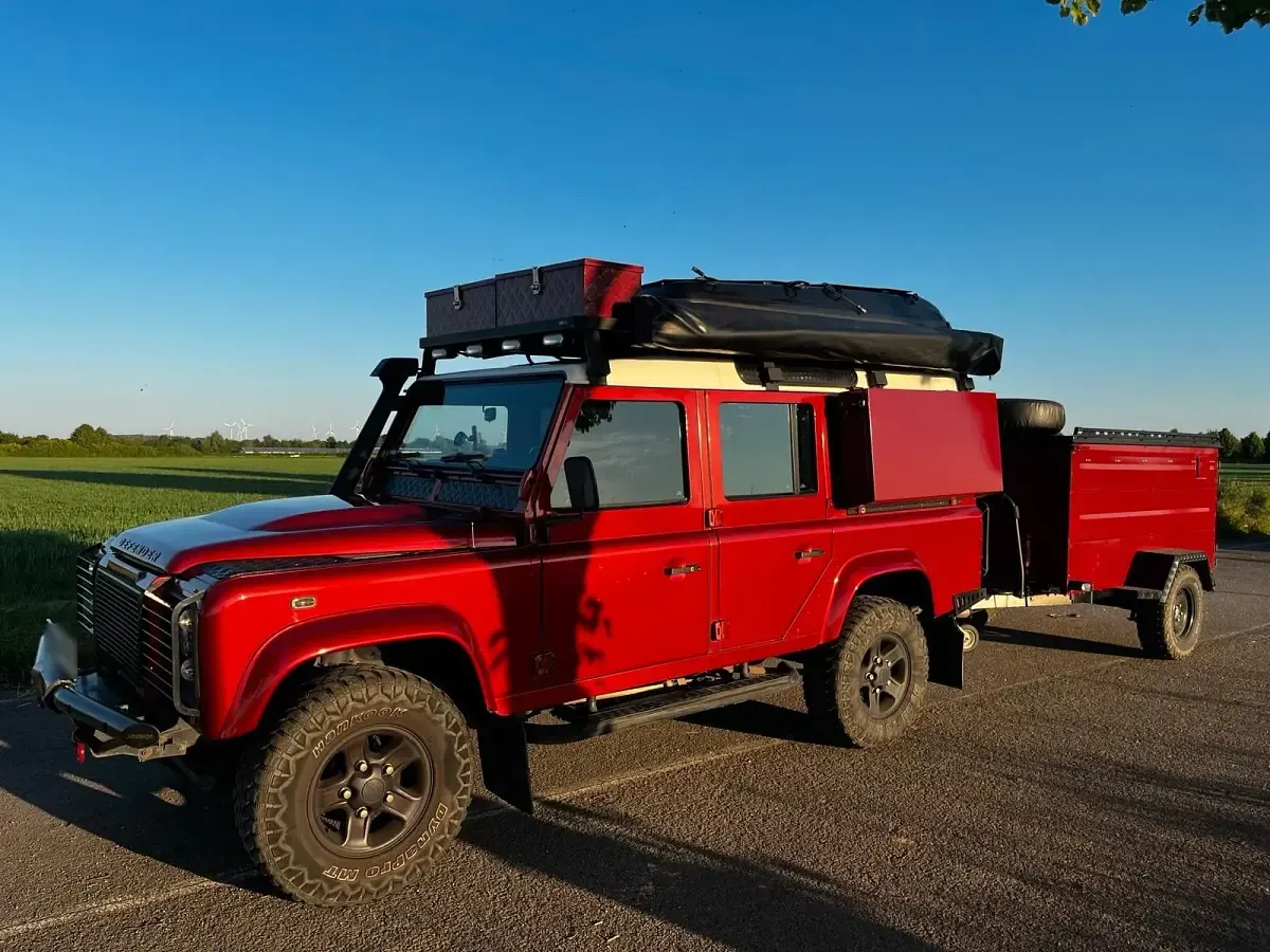 Gebraucht Land Rover Defender 122 PS (89 kW) 2007 Rot Van / Kleinbus