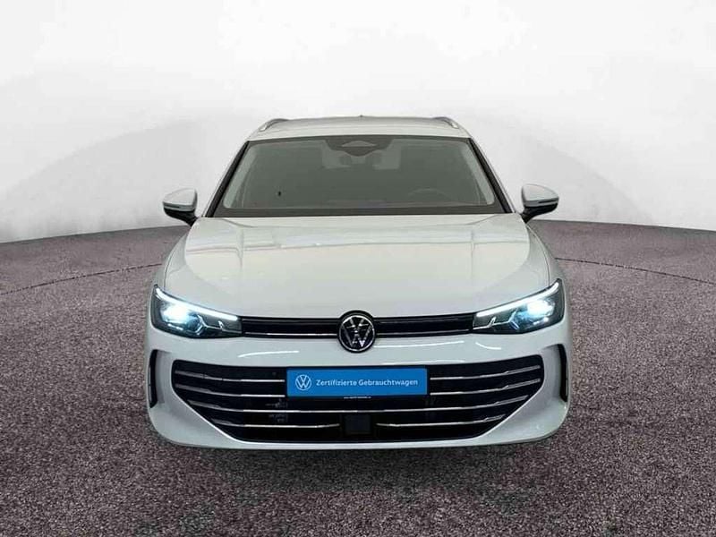 Gebraucht VW Passat Business 204 PS (150 kW) 2025 Weiß Kombi