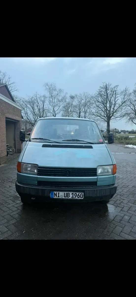 Gebraucht VW T4 68 PS (50 kW) 1990 Blau Van