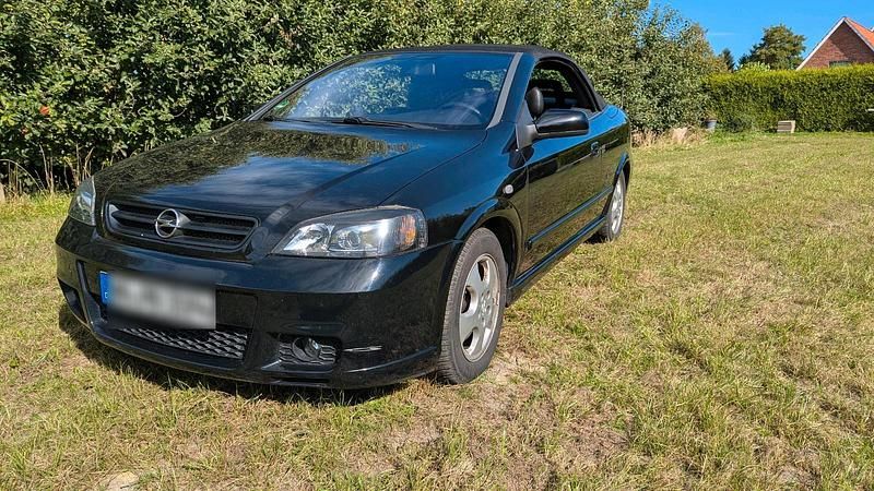 Schwarz Gebraucht 2003 Opel Astra Cabriolet Cabrio | 1.600 € (Guter Preis) - Bild 1/4