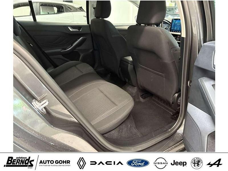 Second-hand Ford Focus Titanium 125 CP (91 kW) 2024 Gri Break