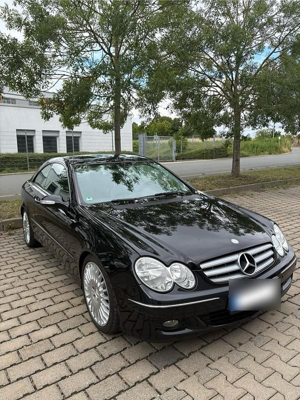 Schwarz Gebraucht 2006 Mercedes CLK350 Elegance Coupé | 6.500 € (Guter Preis) - Bild 1/4