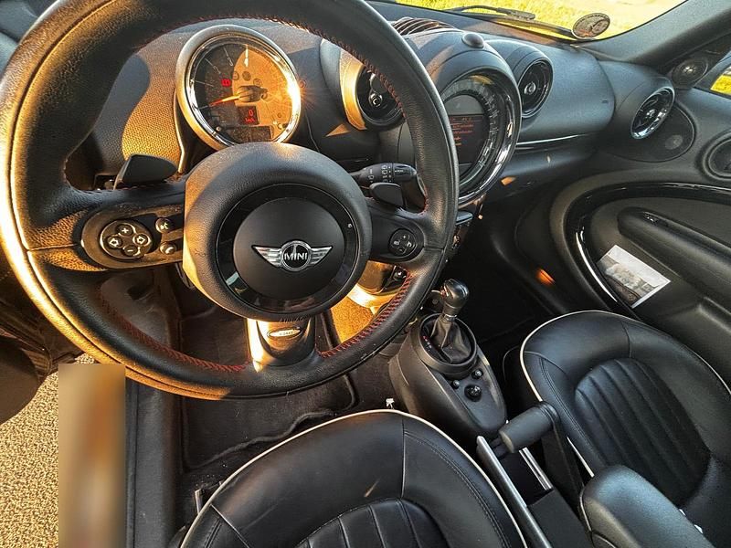 Second-hand Mini Cooper SD 143 CP (105 kW) 2015 Negru Hatchback