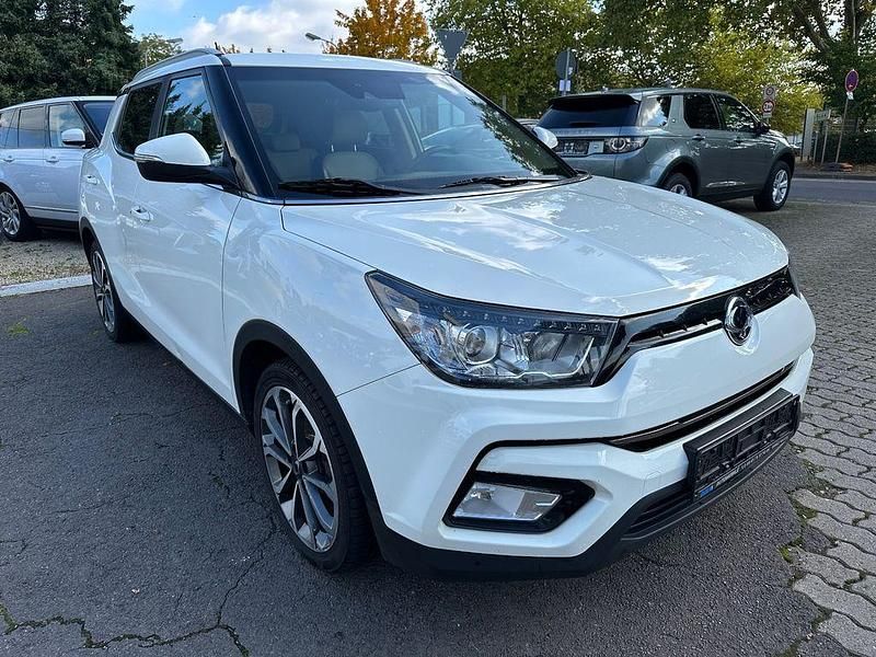Gebraucht SsangYong Tivoli Sapphire 128 PS (94 kW) 2018 Weiß SUV