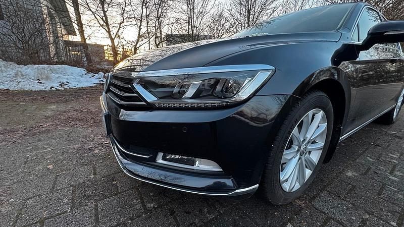 Gebraucht VW Passat 190 PS (139 kW) 2019 Schwarz Limousine