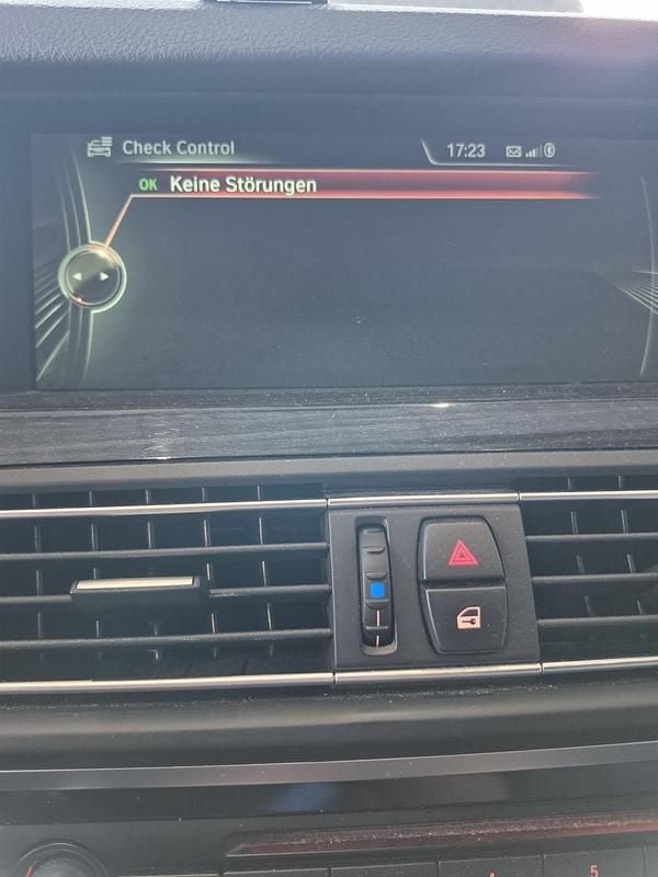 Gebraucht BMW 530 258 PS (189 kW) 2015 Weiß Kombi