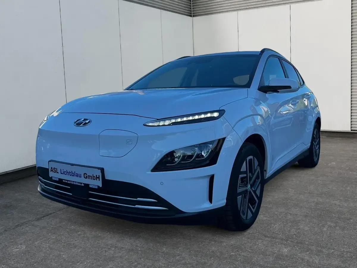 Gebraucht Hyundai Kona Trend 100 kW (136 PS) 2022 SUV