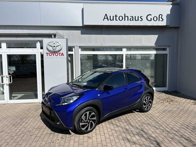 Blau Neu 2025 Toyota Aygo X SUV | 18.990 € (Fairer Preis) - Bild 1/4