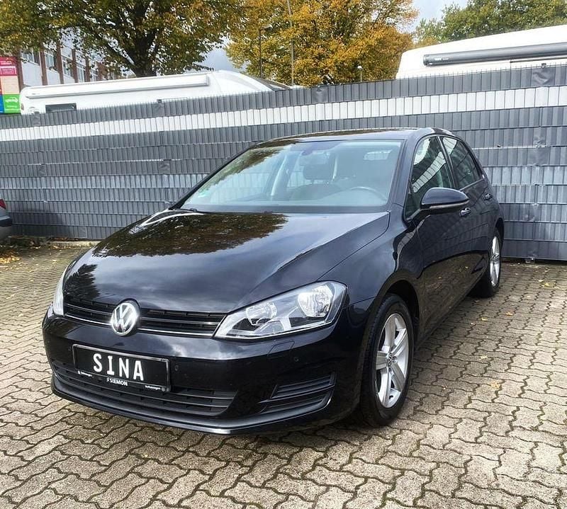 Schwarz Gebraucht 2014 VW Golf VII Comfortline Limousine | 12.390 € (Fairer Preis) - Bild 1/4
