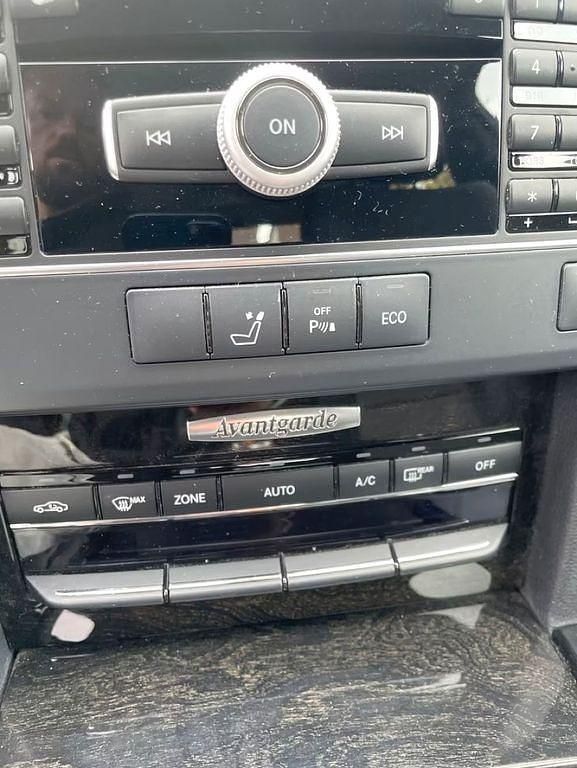 Gebraucht Mercedes E200 136 PS (100 kW) 2011 Silber Limousine