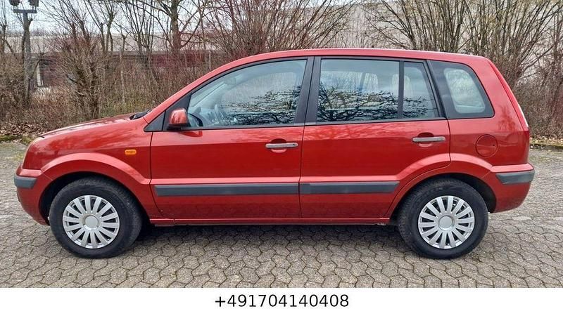 Gebraucht Ford Fusion Style 80 PS (58 kW) 2009 Rot Kleinwagen