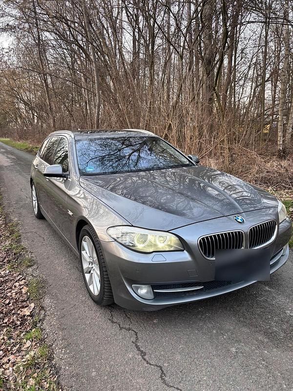 Usata BMW 520 190 CV (139 kW) 2012 Argento Station wagon