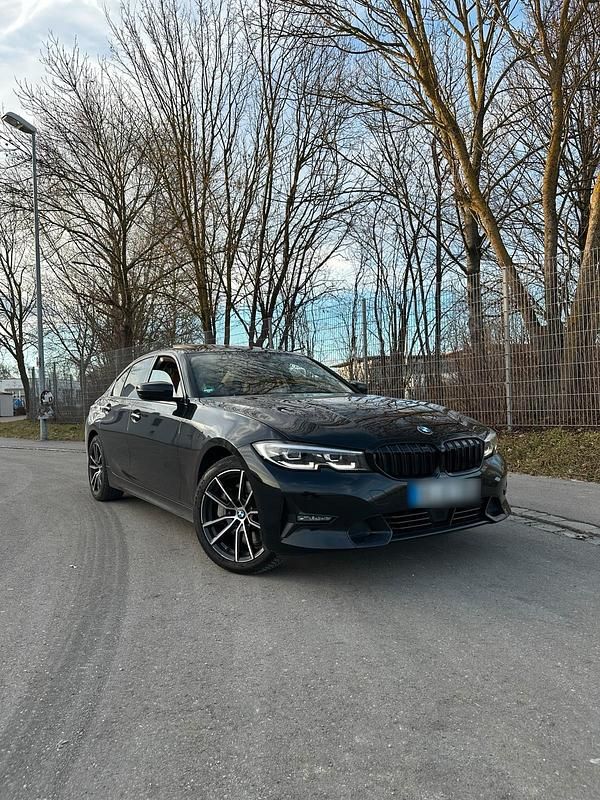 Gebraucht BMW 330 258 PS (189 kW) 2020 Schwarz Limousine