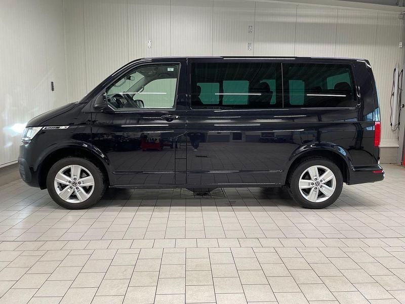 Gebraucht VW Multivan Comfortline 150 PS (110 kW) 2022 Schwarz Van