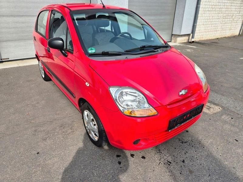 Gebraucht Chevrolet Matiz 52 PS (38 kW) 2009 Rot Kleinwagen