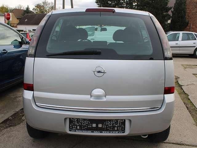 Używany Opel Meriva Edition 90 KM (66 kW) 2007 Srebrny Minivan