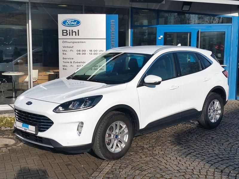 Gebraucht Ford Kuga Titanium 150 PS (110 kW) 2021 Weiß SUV