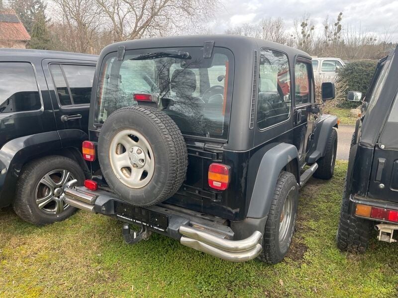 Gebraucht Jeep Wrangler Sport 177 PS (130 kW) 2001 Schwarz SUV