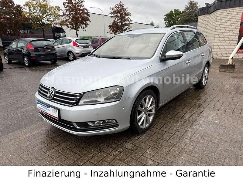 Silber Gebraucht 2012 VW Passat Highline Kombi | 10.999 € (Teuer) - Bild 1/4