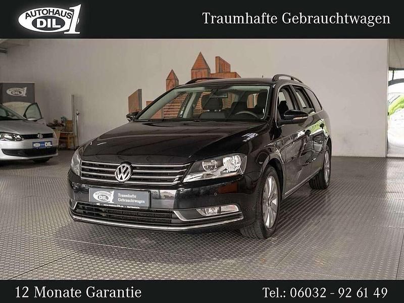 Schwarz Gebraucht 2013 VW Passat Comfortline Kombi | 5.350 € (Fairer Preis) - Bild 1/3