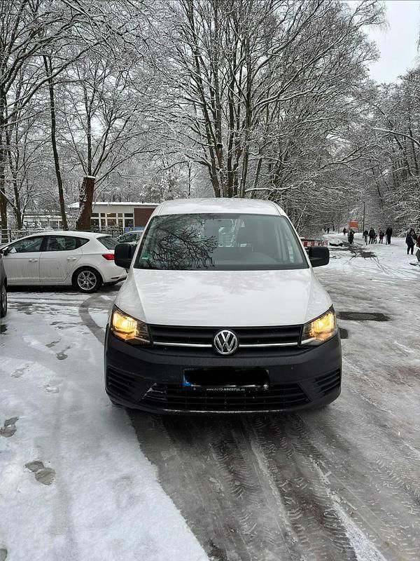 Weiß Gebraucht 2019 VW Caddy Maxi Van / Kleinbus | 13.500 € (Guter Preis) - Bild 1/4