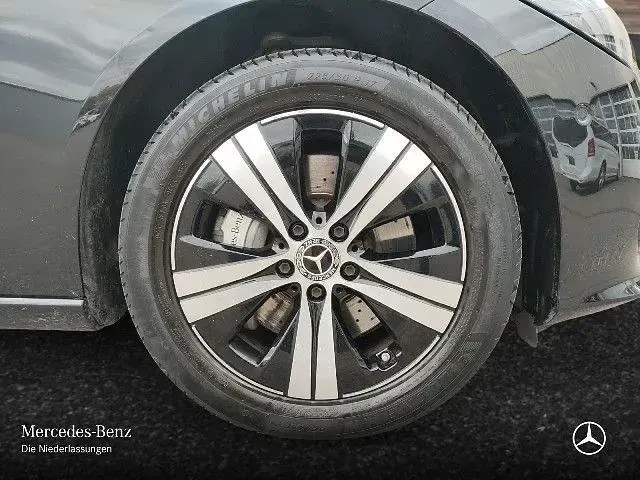Gebraucht Mercedes C300e 313 PS (230 kW) 2023