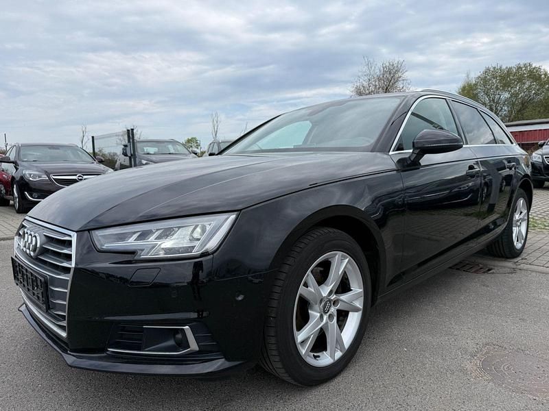 Używany Audi A4 Sport 150 KM (110 kW) 2017 Czarny Kombi