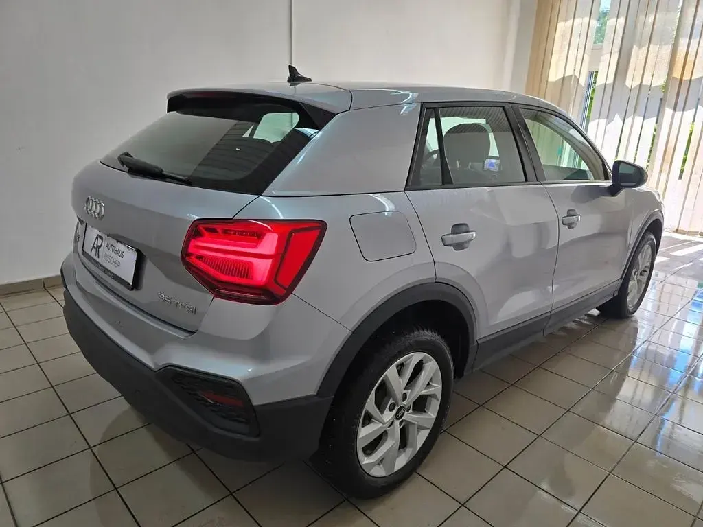 Gebraucht Audi Q2 150 PS (110 kW) 2022 Silber SUV