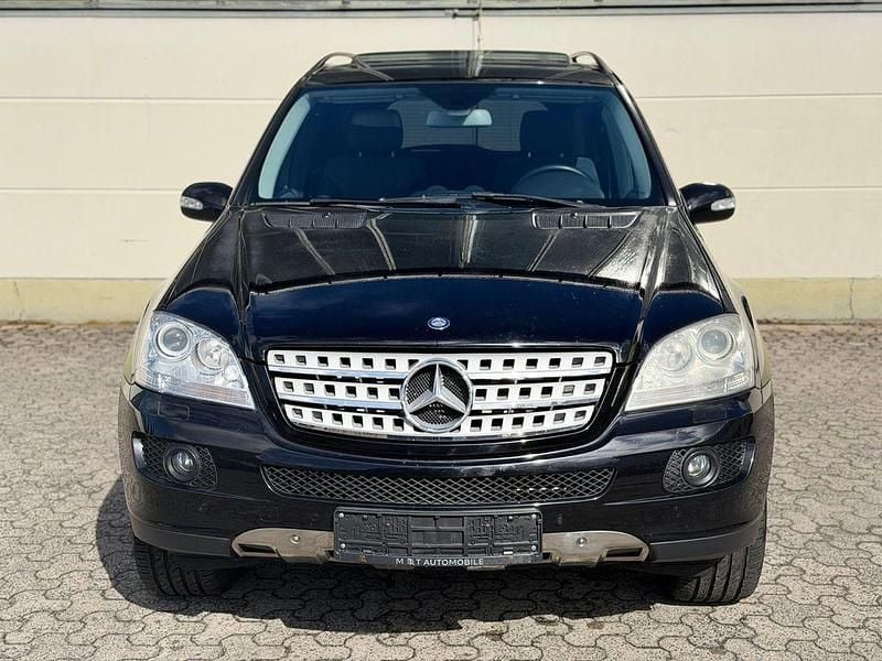 Gebraucht Mercedes ML280 190 PS (139 kW) 2008 Schwarz SUV