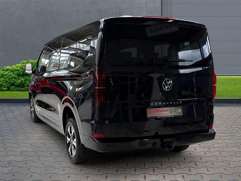 Neu VW T7 Life 170 PS (125 kW) 2026 Midnight black metallic Van