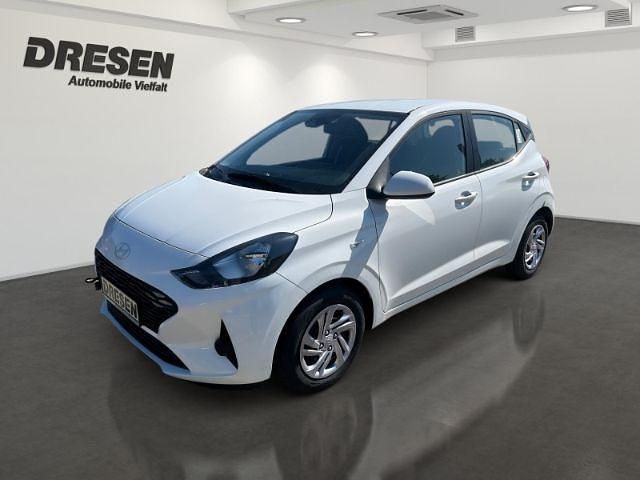 Weiß Neu 2025 Hyundai i10 Select Kleinwagen | 15.990 € (Fairer Preis) - Bild 1/4