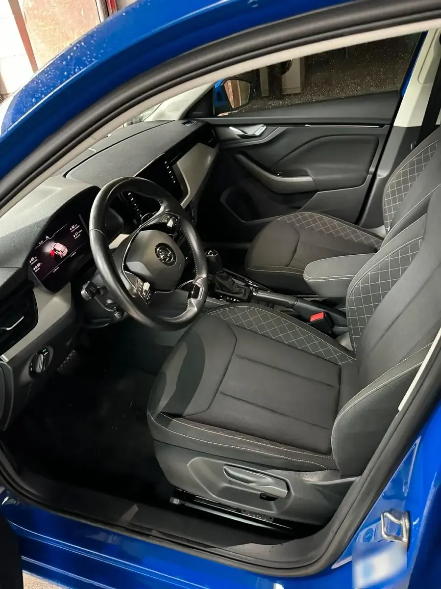 Gebraucht Skoda Scala Drive 115 PS (84 kW) 2020 Blau Kleinwagen