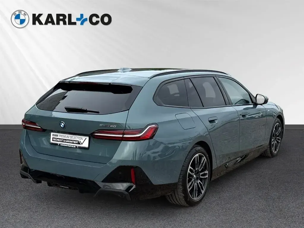Gebraucht BMW i5 M Sport 250 kW (340 PS) 2025 Gruen Kombi