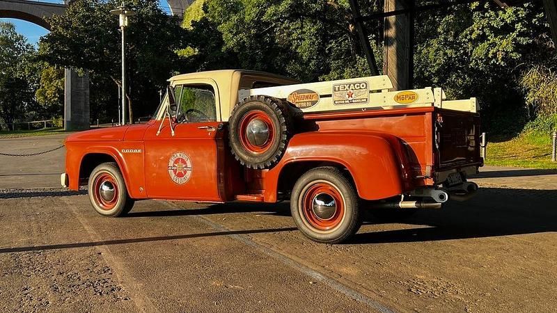 Używany Dodge D100 111 KM (81 kW) 1964 Brązowy Pickup