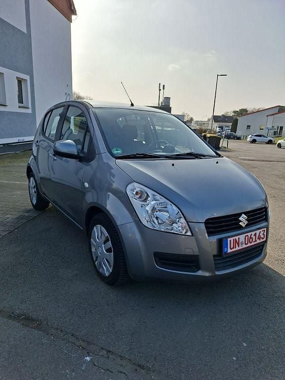 Usado Suzuki Splash Basic 65 HP (47 kW) 2008 Cinzento Citadino