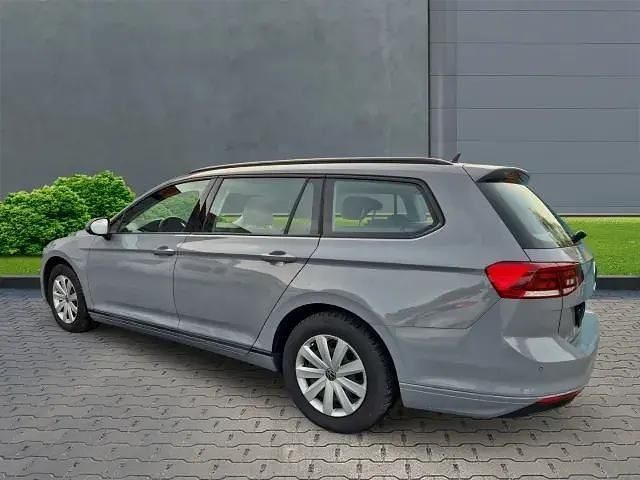 Gebraucht VW Passat Conceptline 150 PS (110 kW) 2022 Grau Kombi