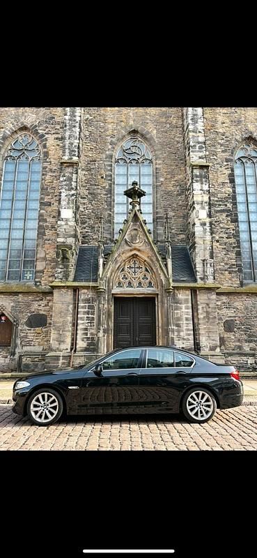 Second-hand BMW 525 204 CP (150 kW) 2011 Negru Berlinǎ