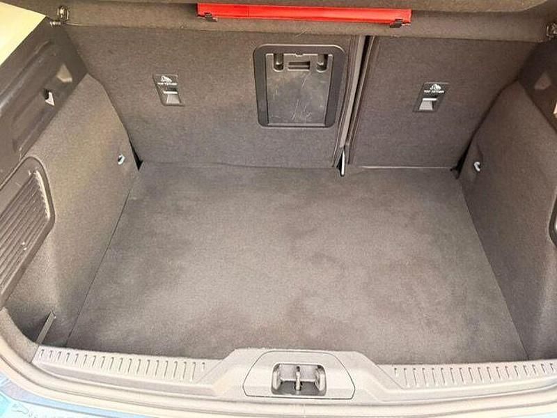 Gebraucht Ford Focus Titanium X 125 PS (91 kW) 2024 Blau Limousine