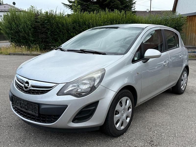 Silber Gebraucht 2013 Opel Corsa Edition Limousine | 1.799 € (Guter Preis) - Bild 1/4