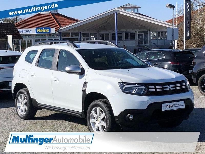 Gebraucht Dacia Duster Expression 131 PS (96 kW) 2023 Arktis weiß SUV