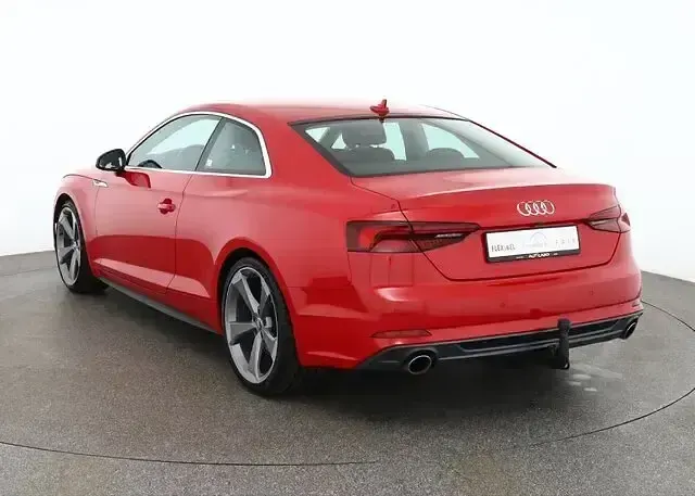 Gebraucht Audi A5 S-Line 190 PS (139 kW) 2019 Rot Coupé