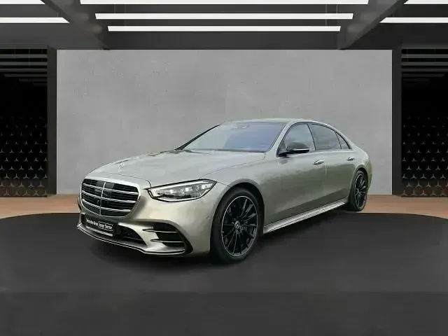 Gebraucht Mercedes S580 AMG 503 PS (369 kW) 2023 Mojavesilber Limousine