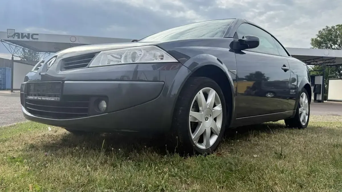 Gebraucht Renault Mégane Cabriolet Exception 135 PS (99 kW) 2008 Grau eclipse Cabrio